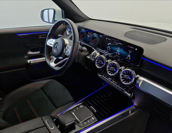Mercedes-Benz GLB 18