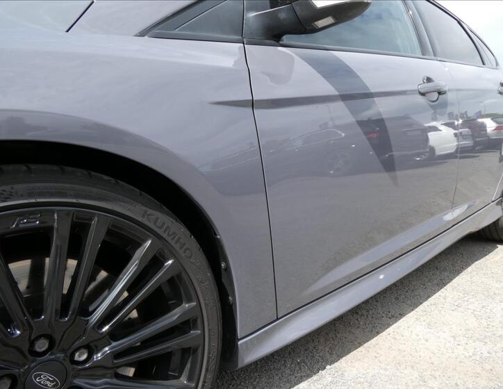 Ford Focus 16