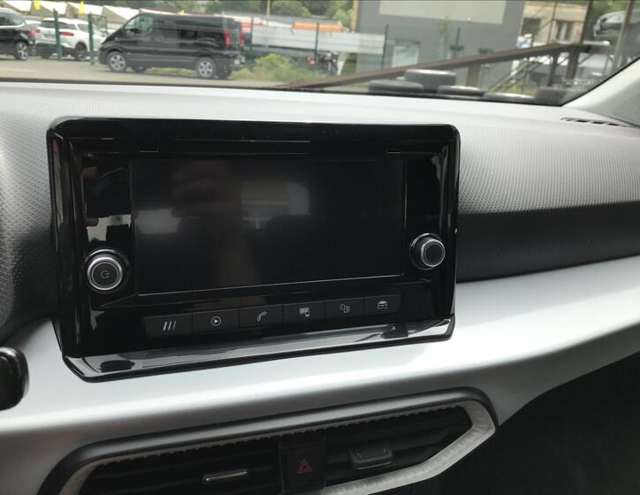Seat Arona 11