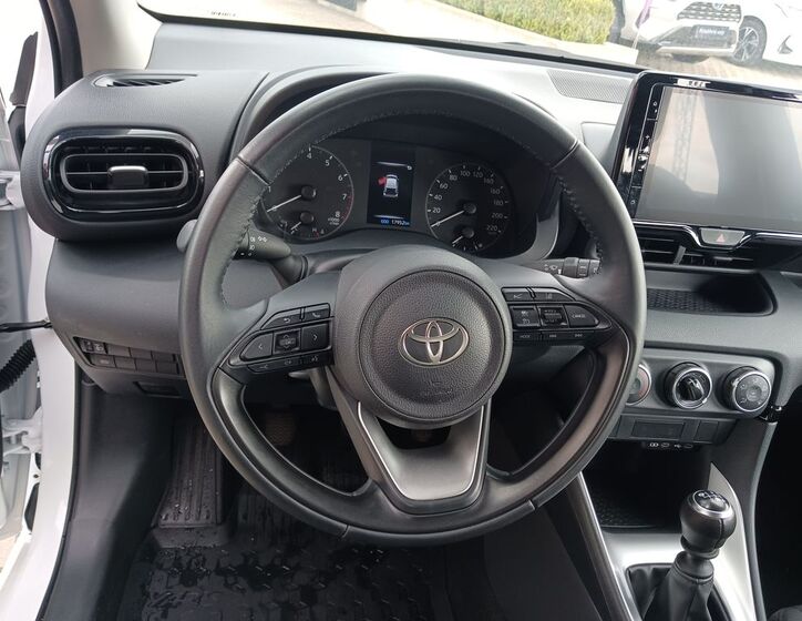 Toyota Yaris 18