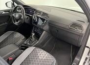Volkswagen Tiguan 24
