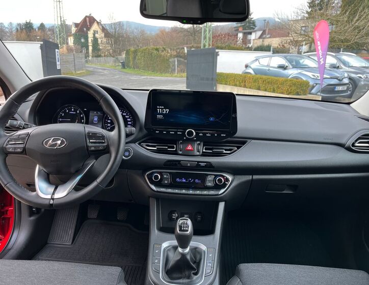 Hyundai i30 18