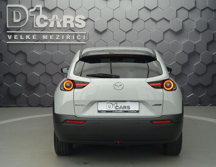 Mazda MX-30 4