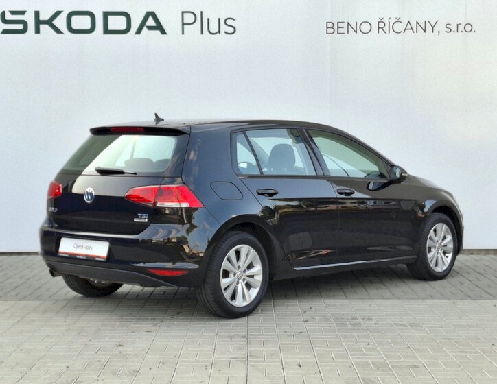 Volkswagen Golf 2