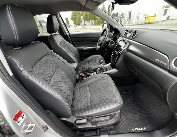 Suzuki Vitara 29