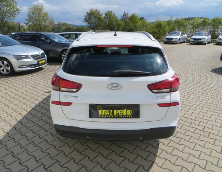 Hyundai i30 6