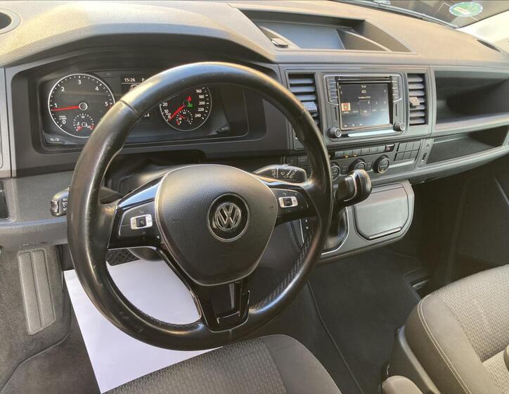 Volkswagen Multivan 19