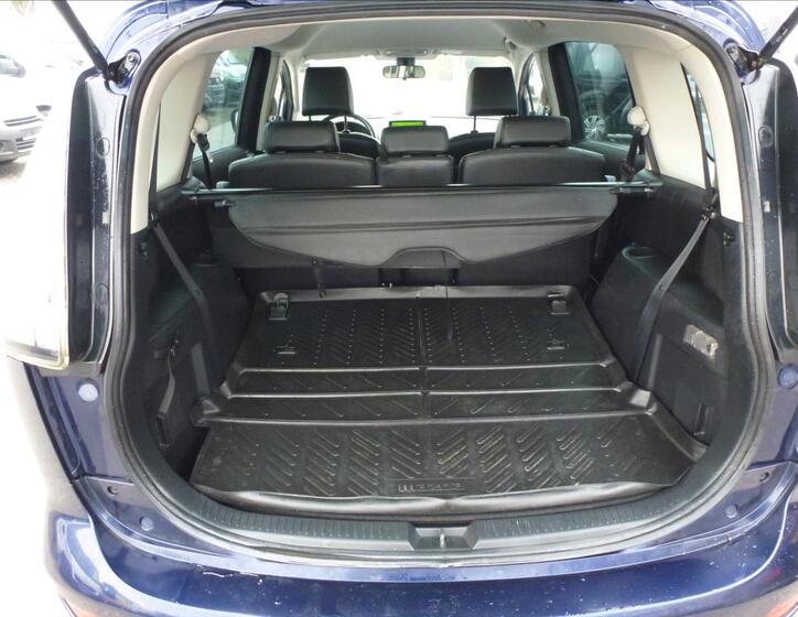 Mazda 5 22