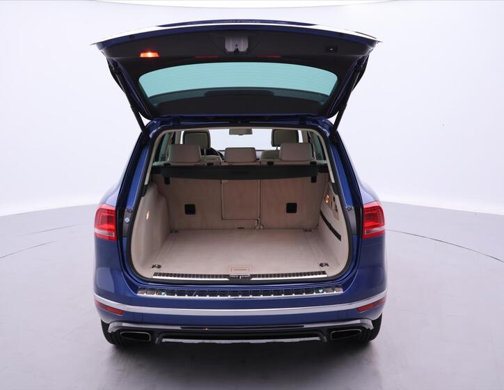 Volkswagen Touareg 9