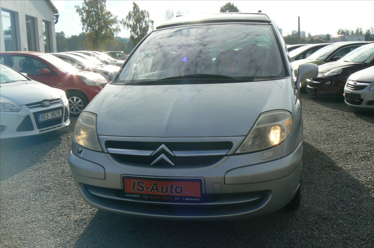 Citroën C8