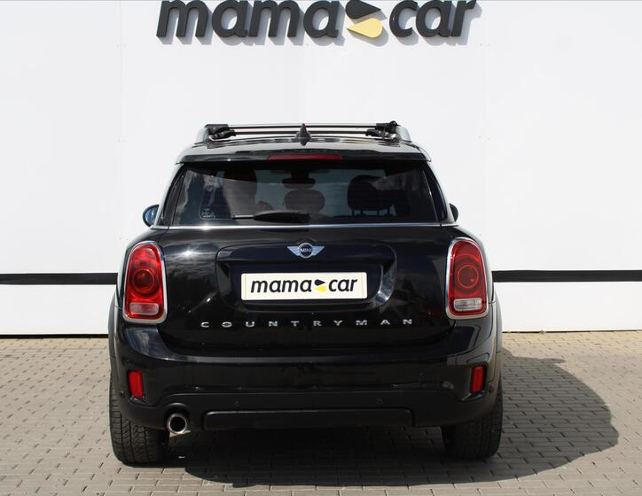 Mini Countryman 6