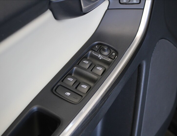 Volvo XC60 16