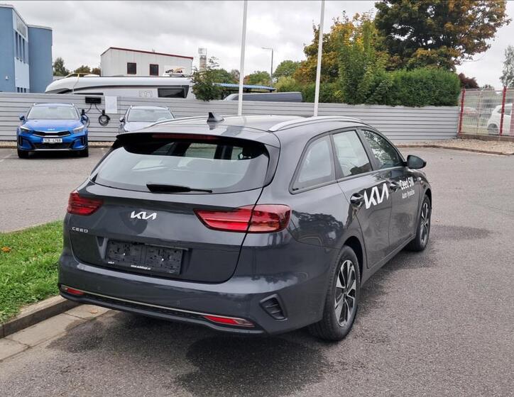 KIA Ceed 12