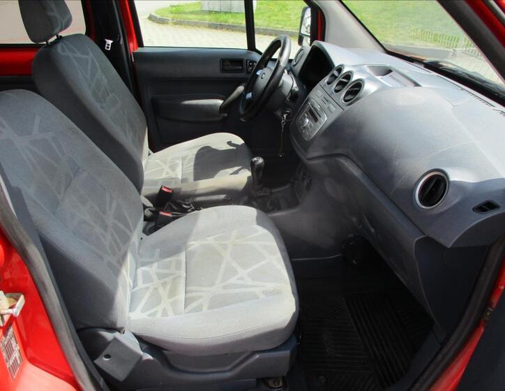 Ford Tourneo Connect 12