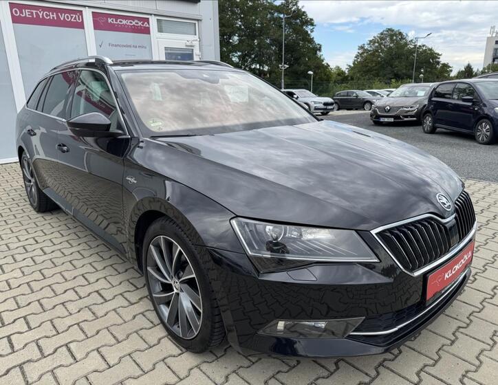 Škoda Superb 9
