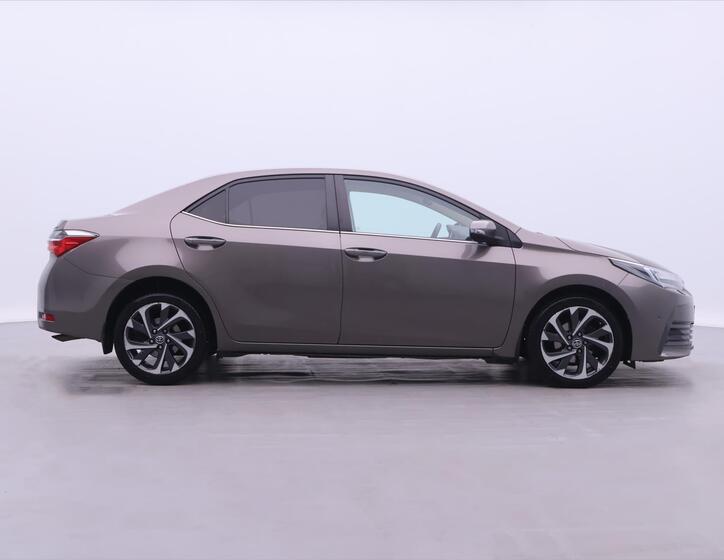 Toyota Corolla 8
