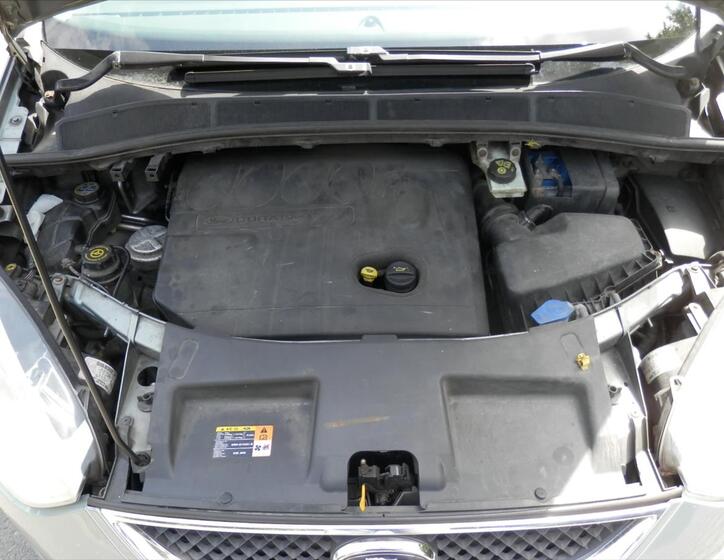Ford Galaxy 28