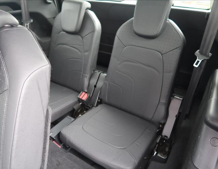 Citroën Grand C4 Picasso 24