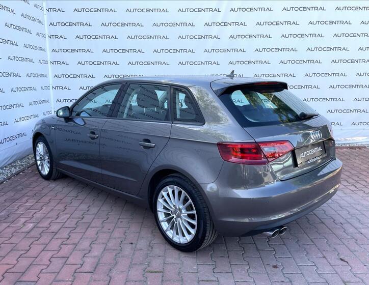 Audi A3 4