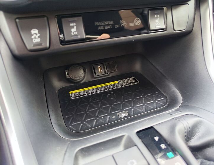 Toyota RAV4 22