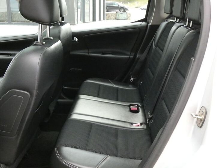 Peugeot 207 27