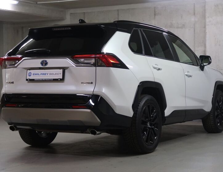 Toyota RAV4 5