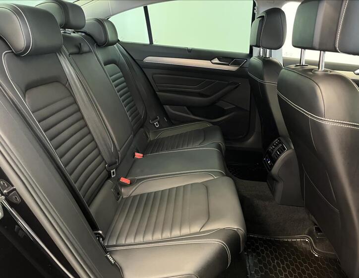 Volkswagen Passat 38
