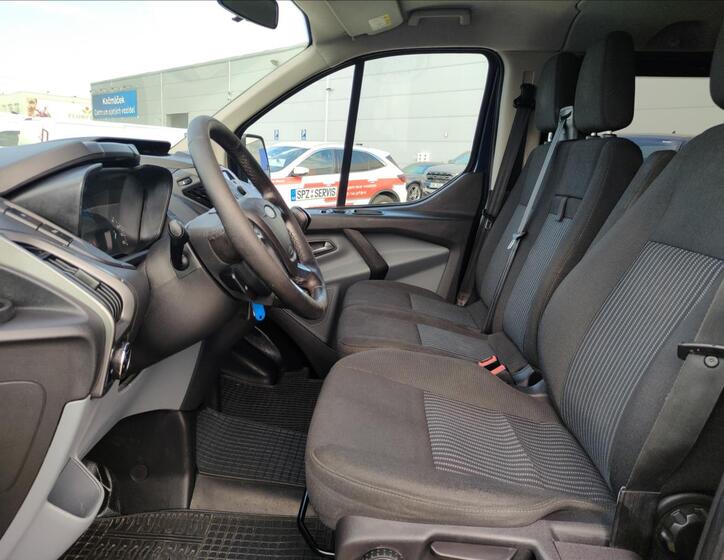 Ford Transit Custom 19