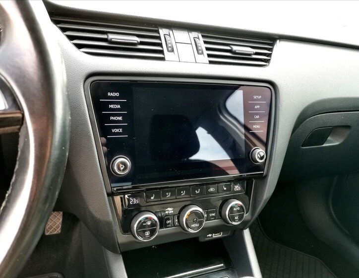 Škoda Octavia 9