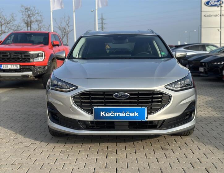 Ford Focus 8