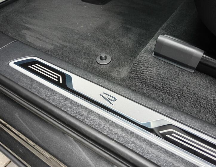 Volkswagen Touareg 14