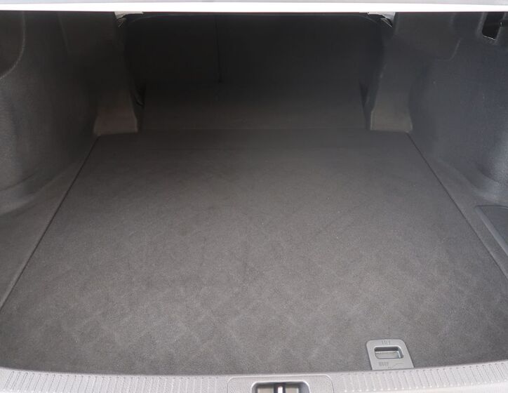 Toyota Camry 11