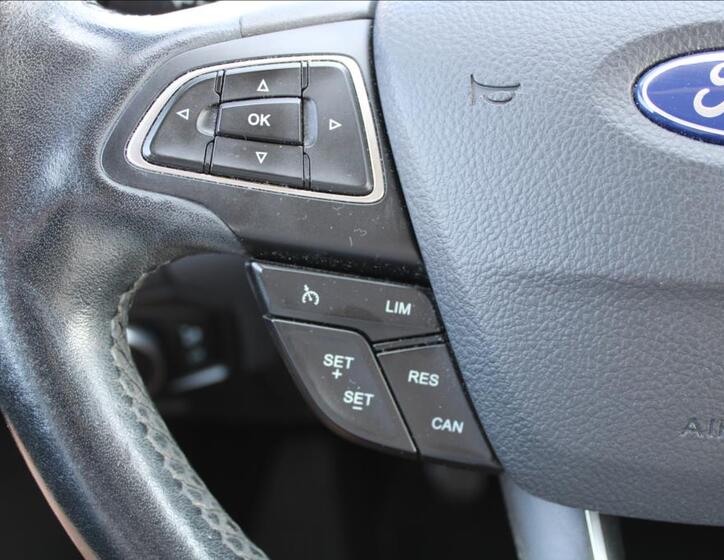 Ford Focus 16