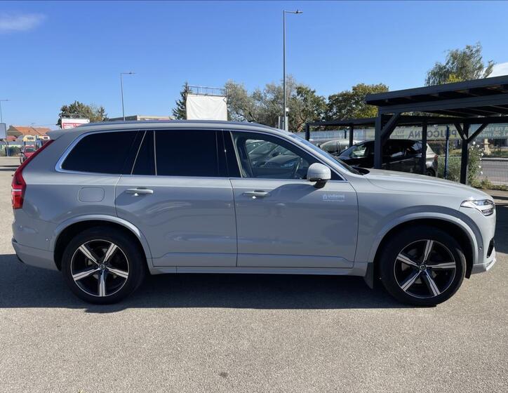 Volvo XC90 4