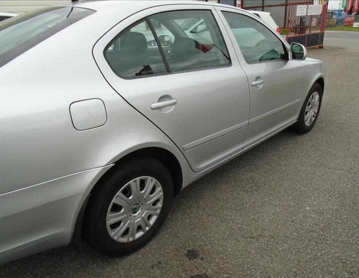 Škoda Octavia 10