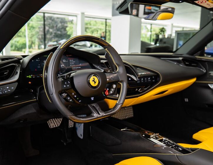 Ferrari SF90 5