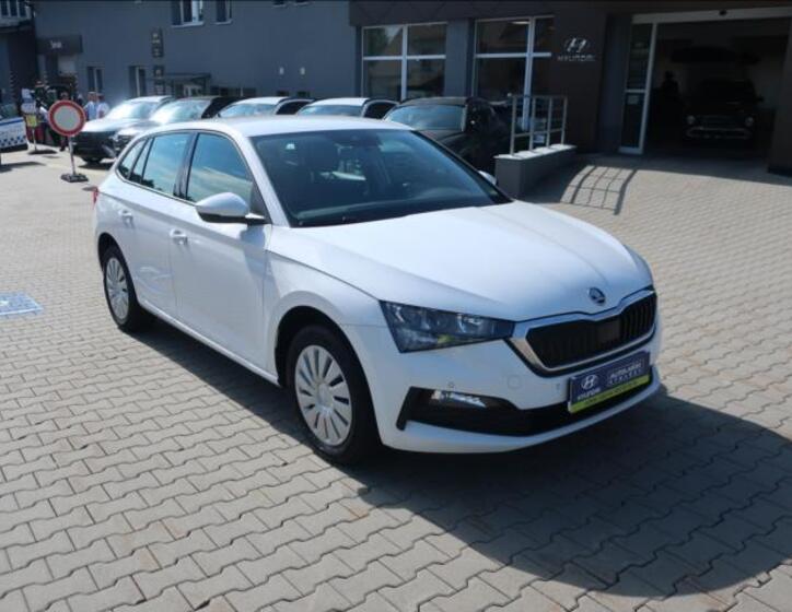 Škoda Scala 1