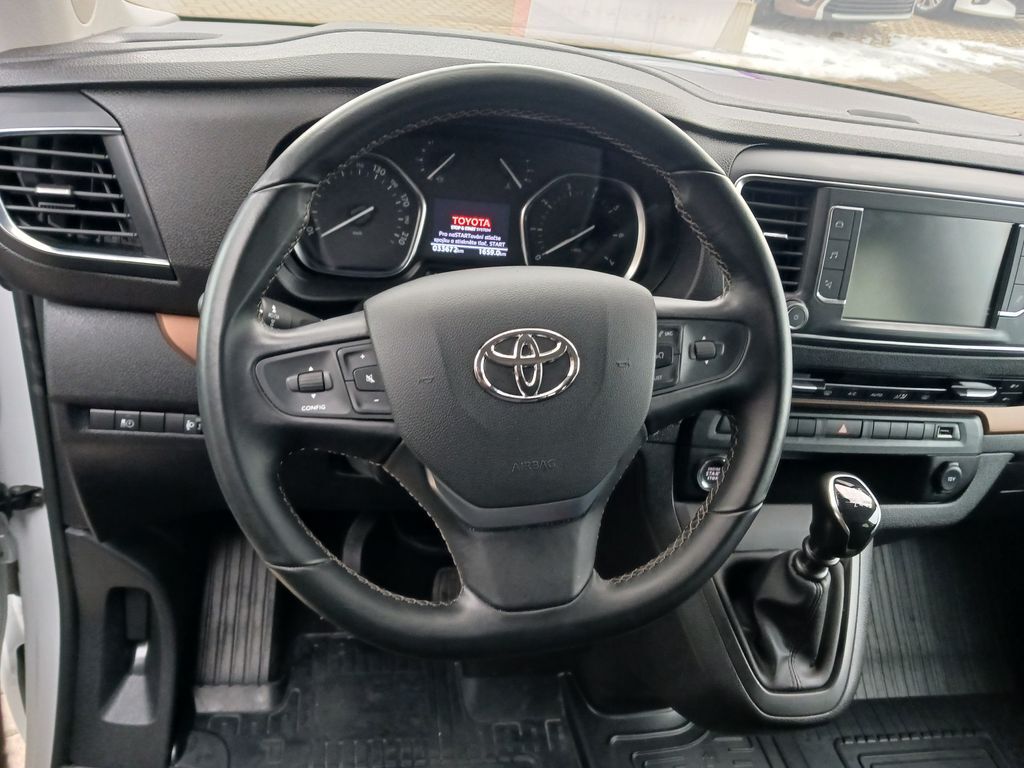 Toyota ProAce 19