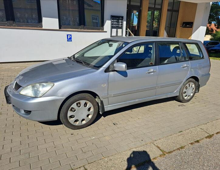 Mitsubishi Lancer 4