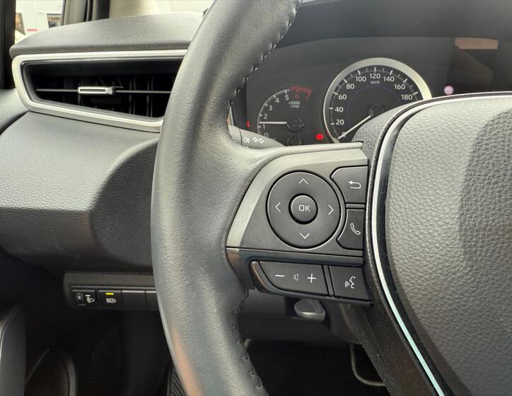 Toyota Corolla 12