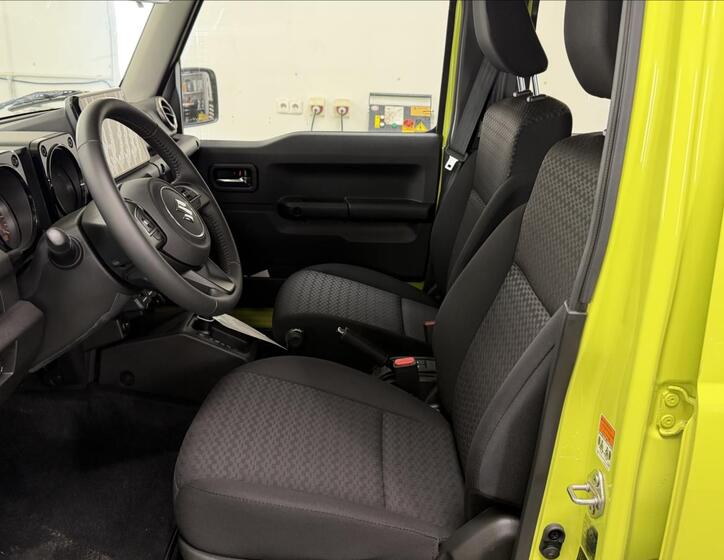 Suzuki Jimny 12