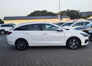 Hyundai i30 4