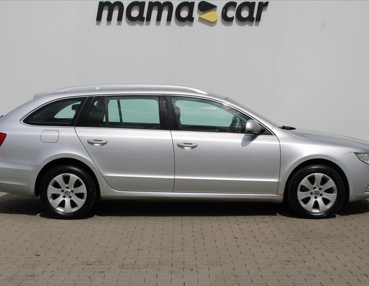 Škoda Superb 8