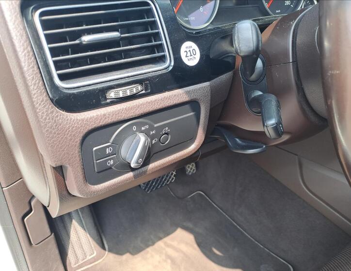 Volkswagen Touareg 12