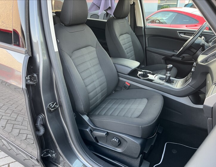 Ford Galaxy 21