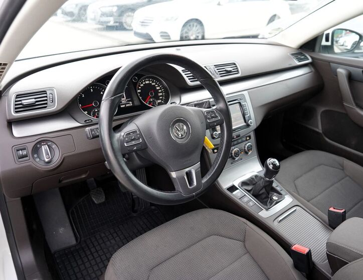 Volkswagen Passat 23