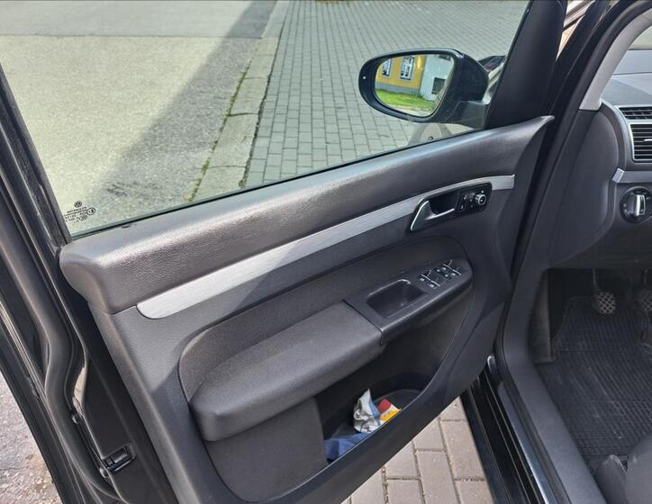 Volkswagen Touran 18