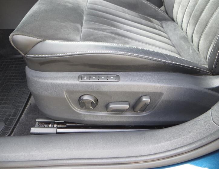 Škoda Superb 14