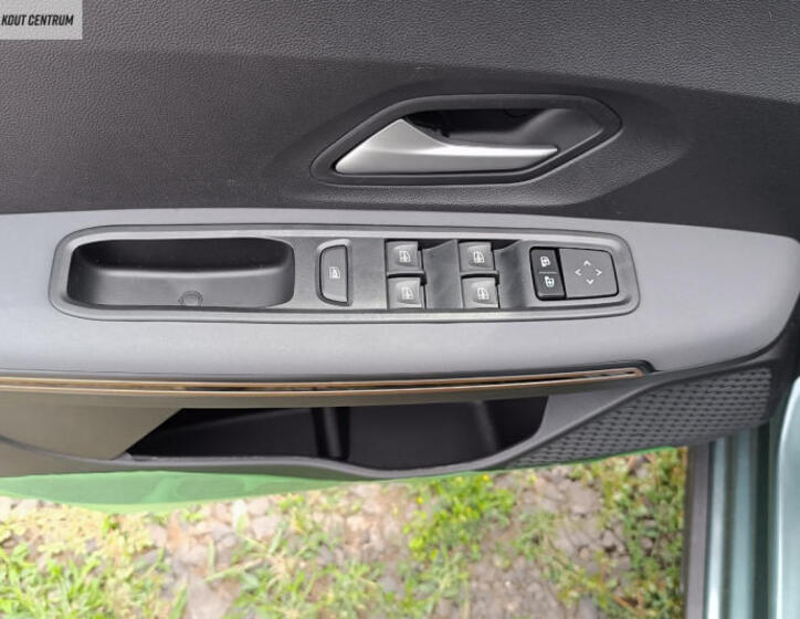Dacia Sandero 8
