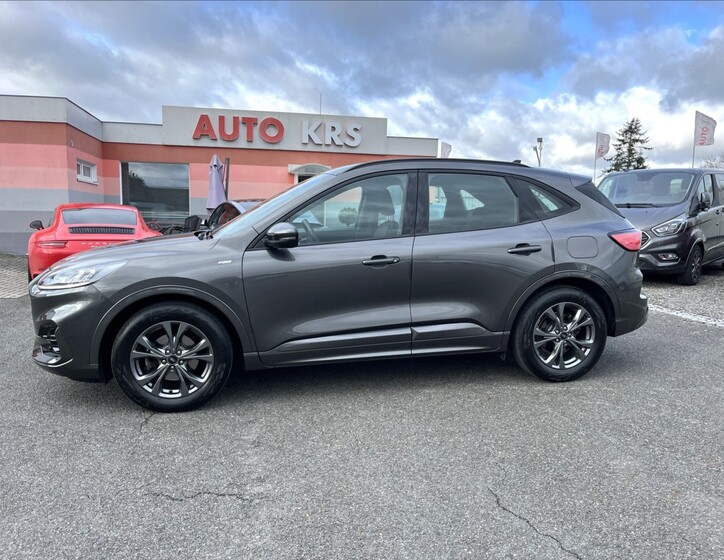 Ford Kuga 9